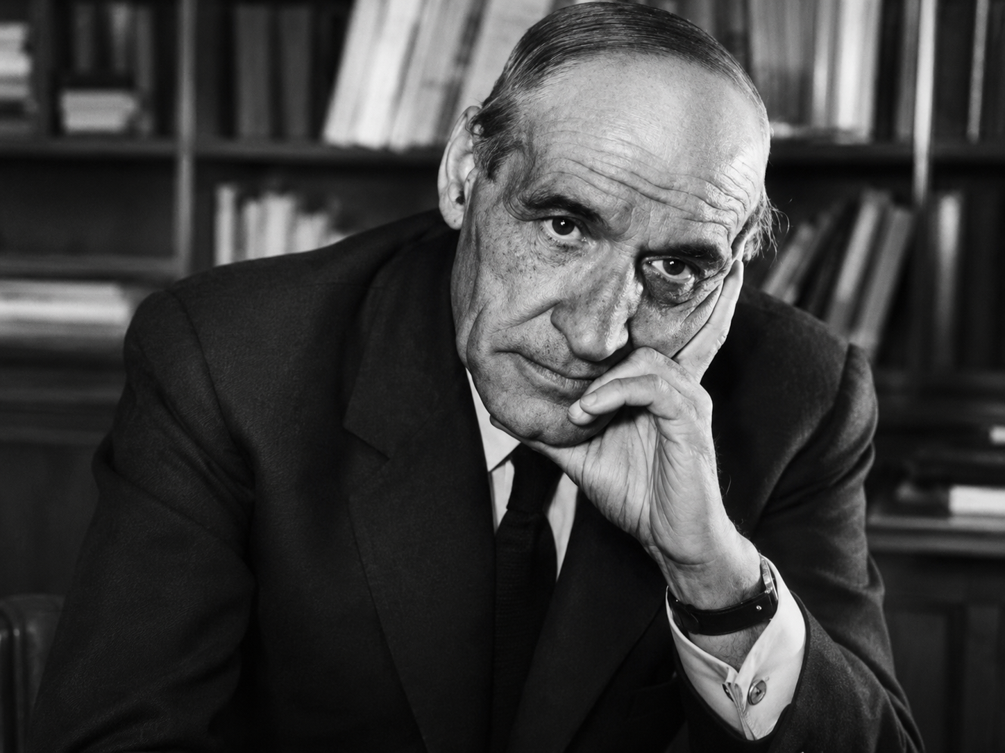 José Ortega y Gasset e a distinção entre ideias e crenças: as mudanças que importam acontecem no chão em que pisamos — ensaio de Juvenil Alves