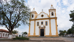 Ilustração da Igreja Nossa Senhora do Patrocínio em Abaeté, Minas Gerais, cidade onde surgiu a pergunta sobre a sobrevivência do CTN.