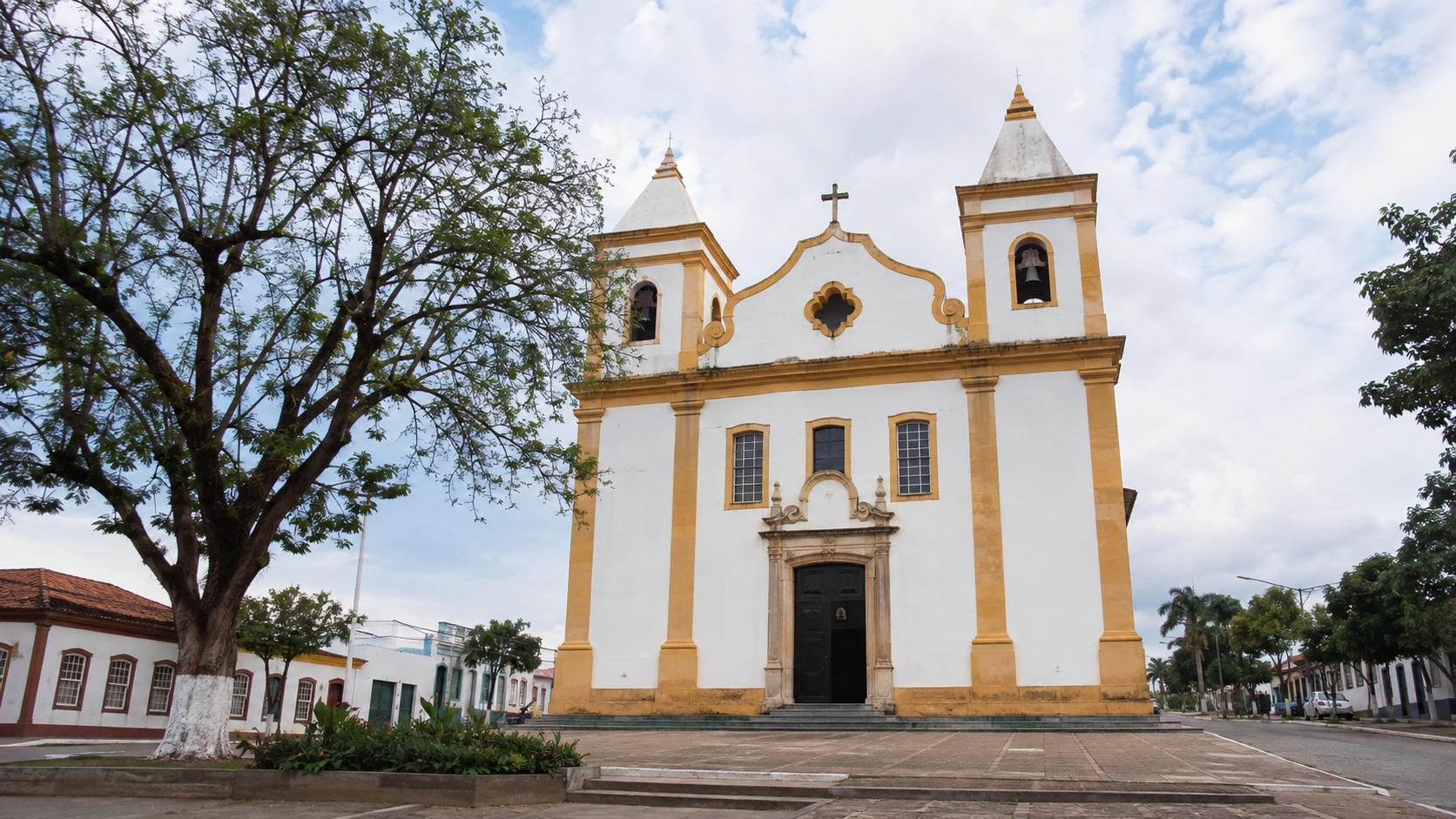 Ilustração da Igreja Nossa Senhora do Patrocínio em Abaeté, Minas Gerais, cidade onde surgiu a pergunta sobre a sobrevivência do CTN.